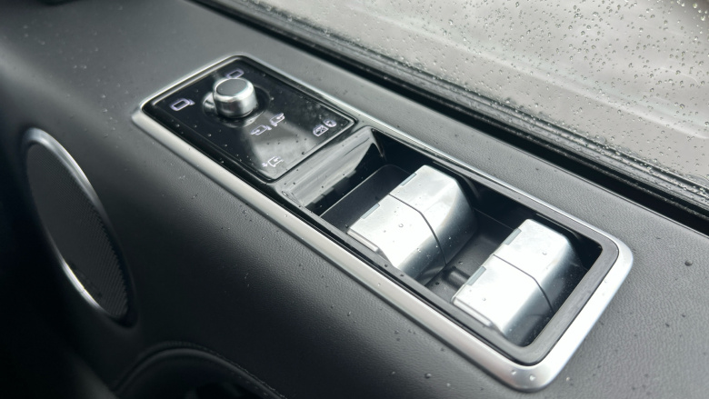 Land Rover Range Rover 3.0 SDV6 Vogue SE 4dr Auto Diesel Estate